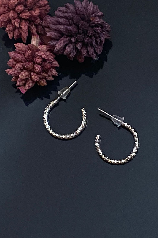 STERLING SILVER SPARKLING HOOPS