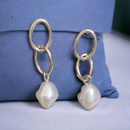 EXCLUSIVE-DOUBLE RING BELL EARRING