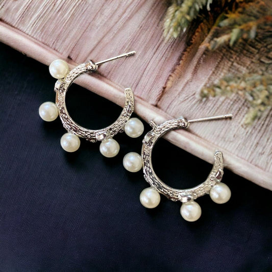 PEARL STUDDED-SILVER HOOPS