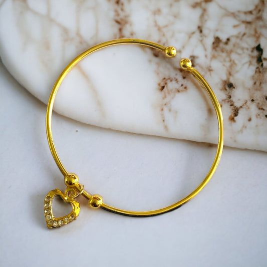 CHARMING HEART GOLD BRACELET